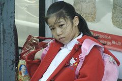 00-heavy-schoolbag.jpg