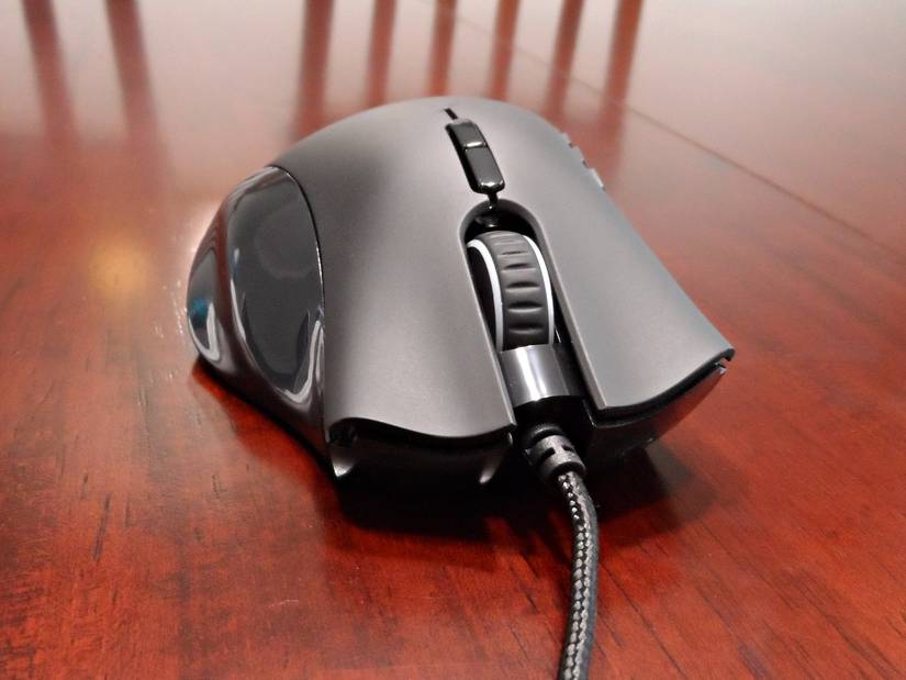 Razer Naga, Logitech G600 MMO Gaming Mice Review and Giveaway