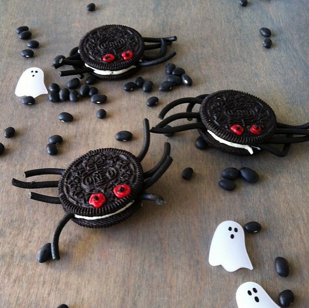 Creepy-Oreo-spiders