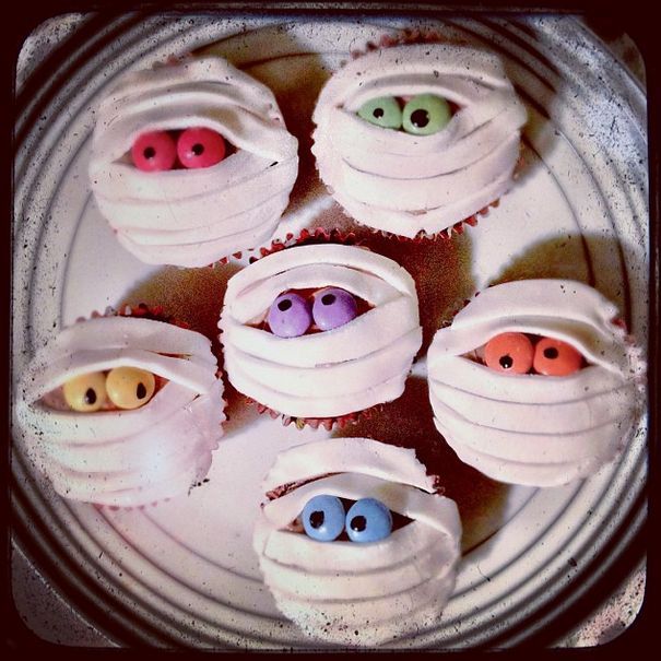 Mummy-cupcakes