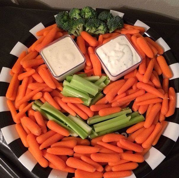 Pumpkin-veggie-platter