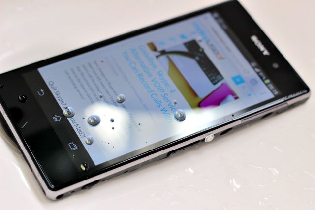 Sony Xperia Z1 Review And Giveaway