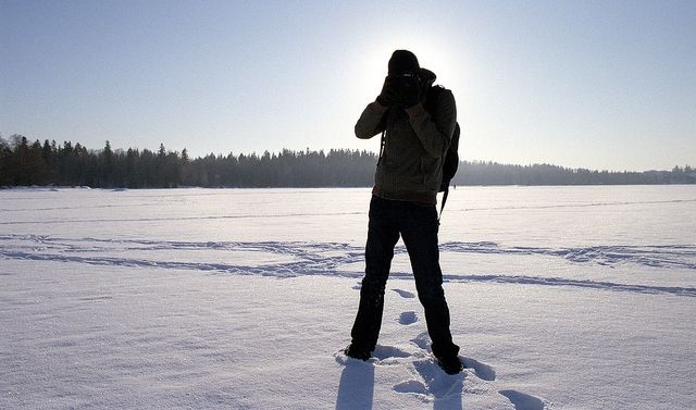 Winter-Photography-Tips-Dress-Warm