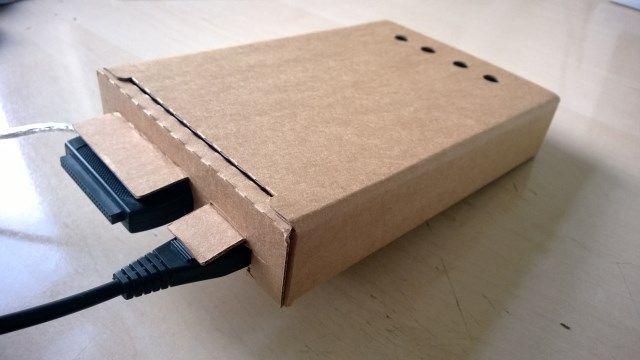 muo-cardboard-external-hdd-bytepac