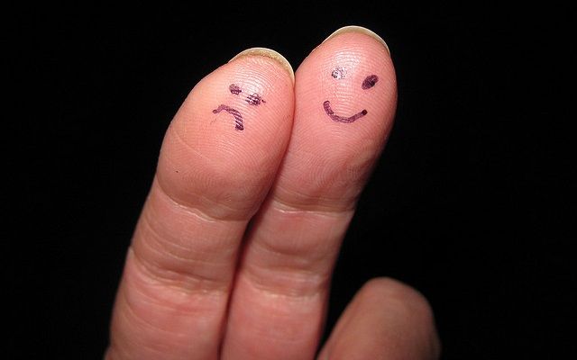 happy-sad-fingers