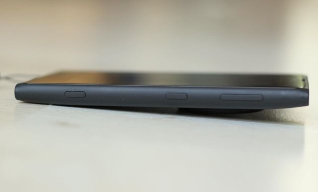 lumia-1020-buttons