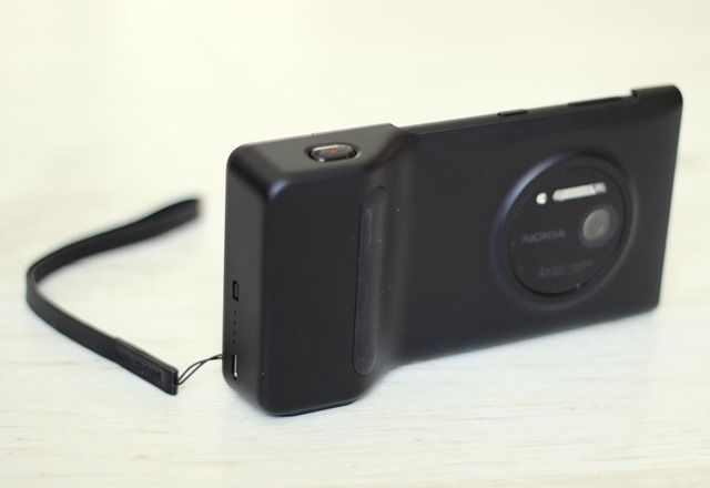 lumia-camera-standing