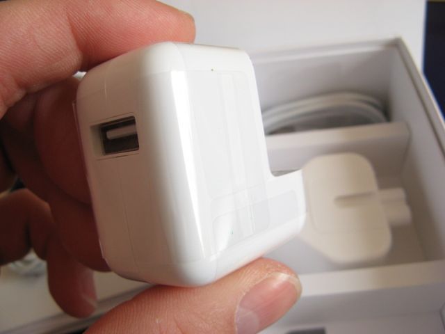 How-To-Charge-Phone-Faster-Power-Adapter