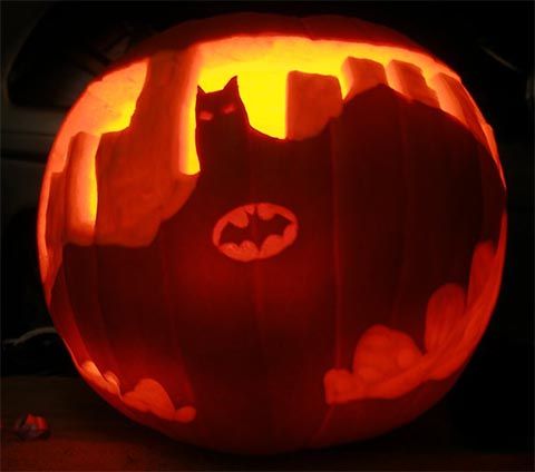 geeky-pumpkins-batman