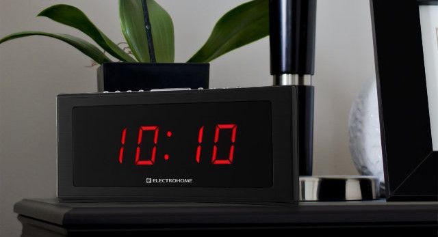 ProductSmartphoneReplace-Alarm-Clock