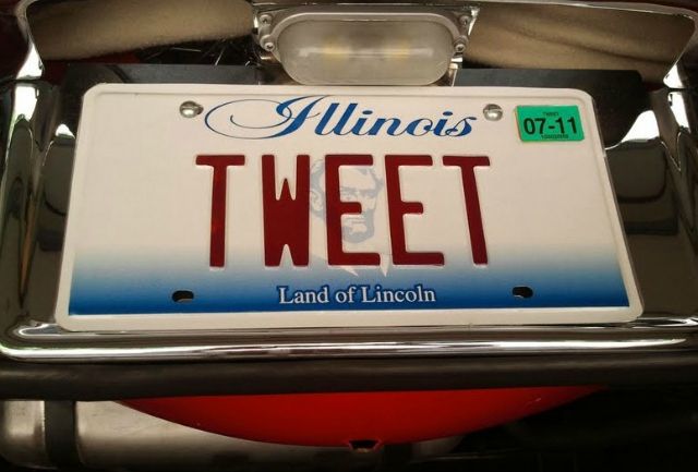 tweet-license-plate