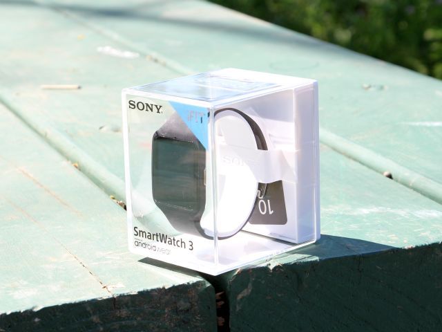 sony smartwatch 3 box