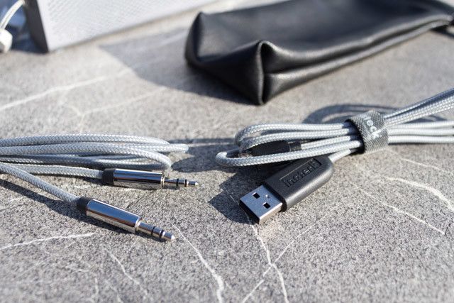 Inateck MercuryBox - high quality cables