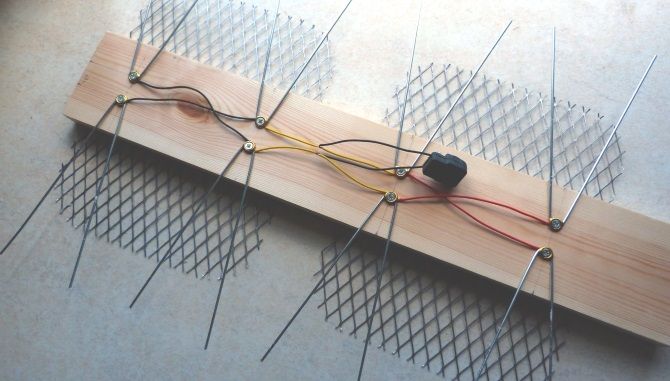 A completed DIY TV antenna
