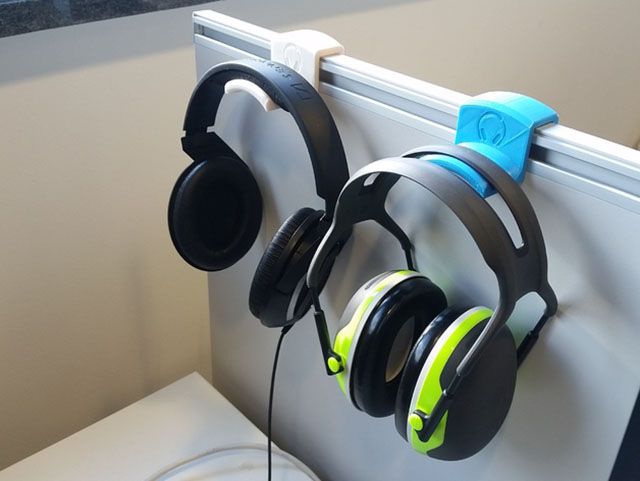 3d-print-office-headphone-hanger