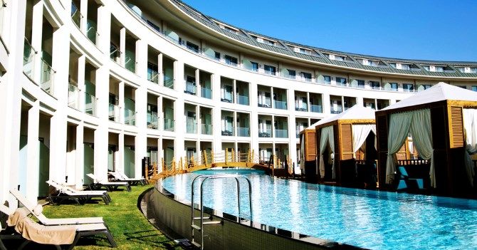 Amazing Hotel Resort Abroad Pool