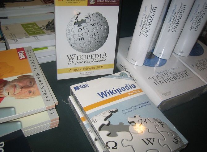 Books on Wikipedia