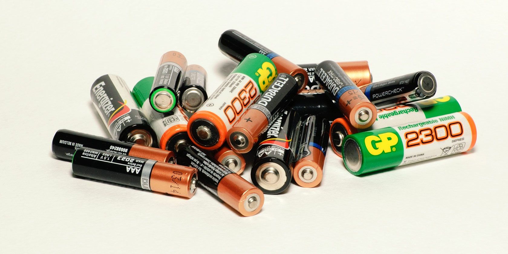 disposable-rechargeable-batteries