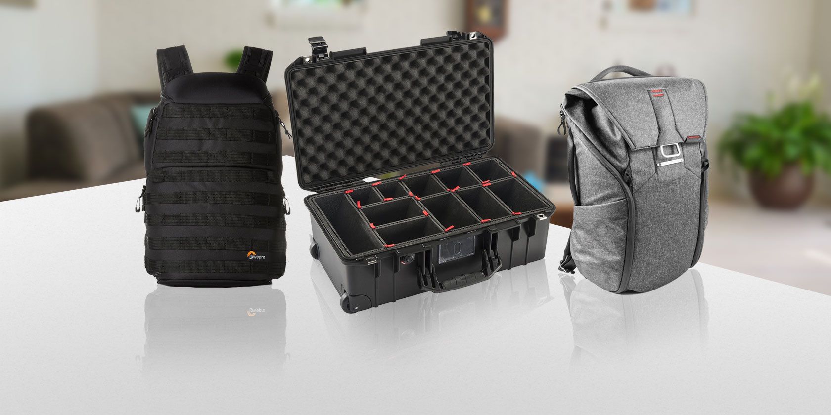 The 10 Best Large Camera Bags for Fashion, Function, and Price