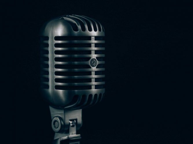 use microphone streaming tips for audience