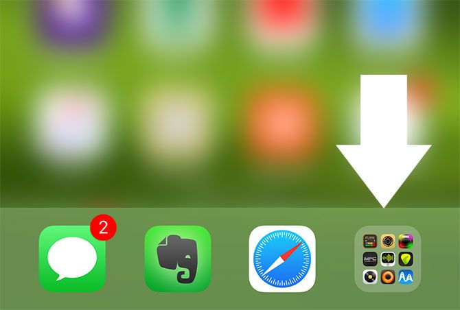 use folders to organize iphone apps