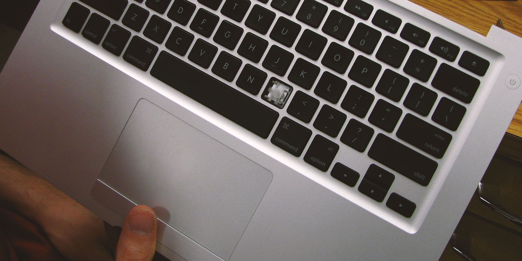 macbook-keyboard-break