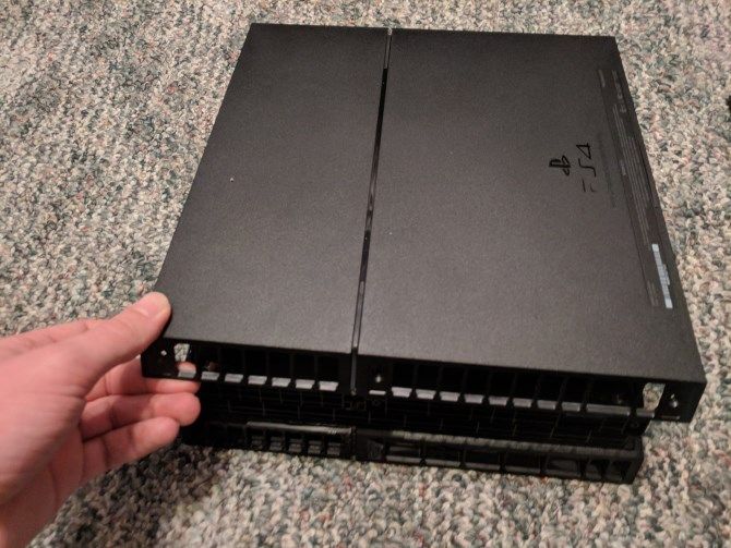 PS4 Removing Cover