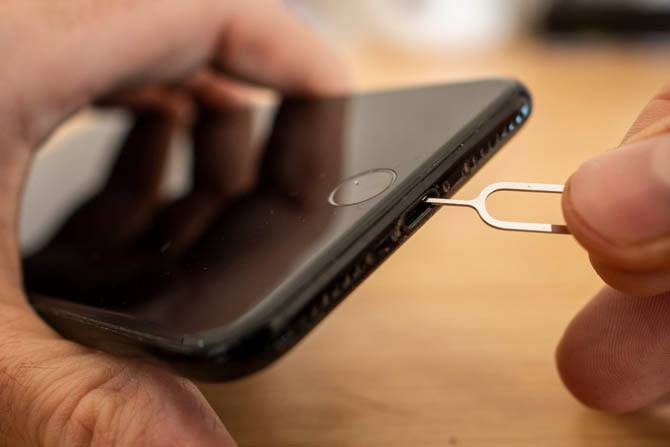 How To Clean Your Dirty Iphone A Step By Step Guide How To Clean Your Dirty Iphone A Step By Step Guide