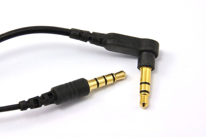 Earphone jacks