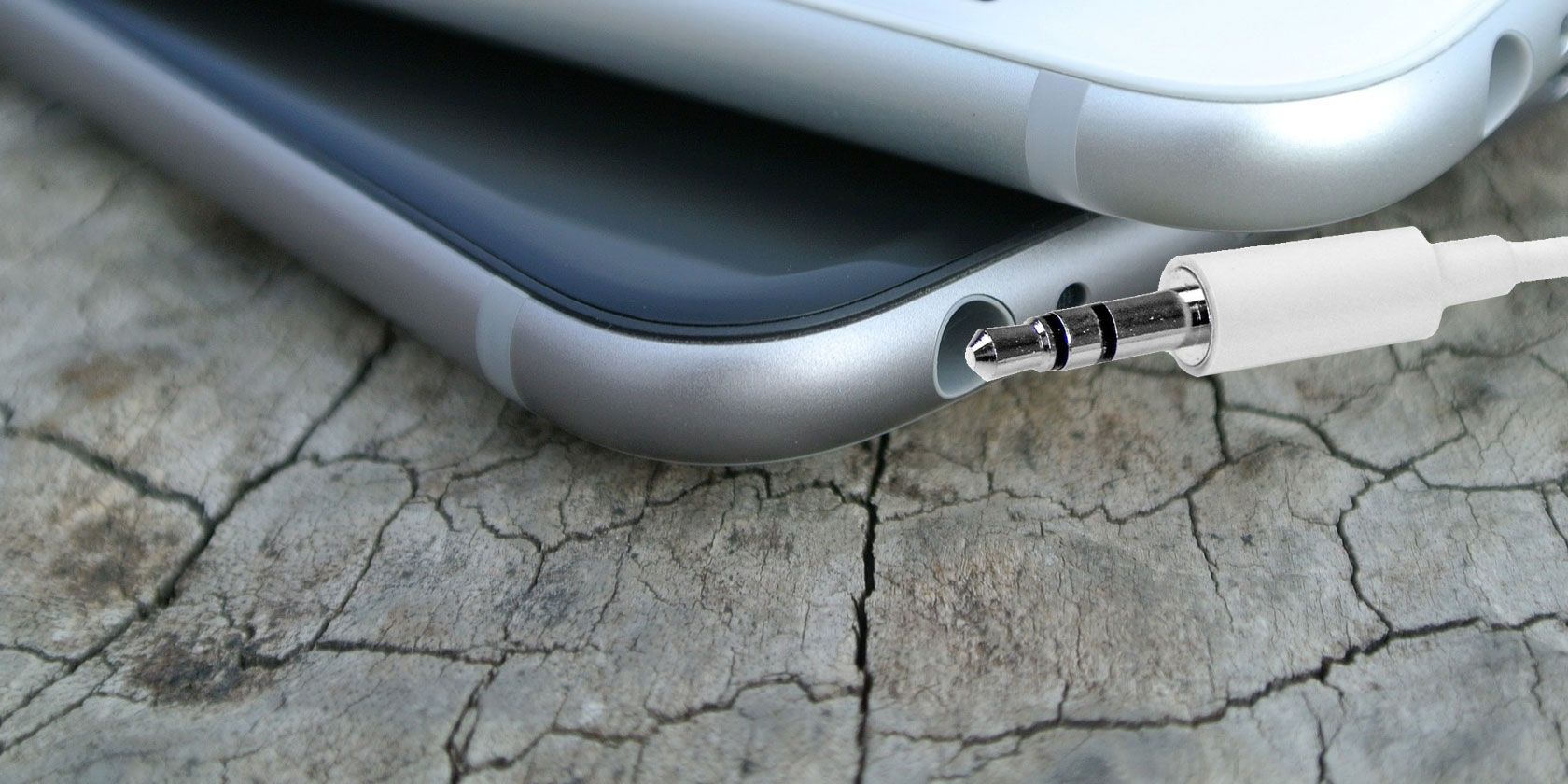 How to Remove a Broken Headphone Plug From a Phone or Tablet