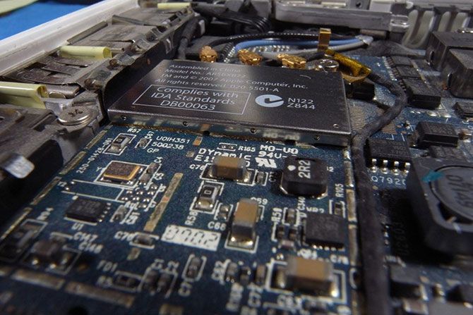 macbook repair - Le 4 opzioni di sostituzione della batteria del MacBook più sicure