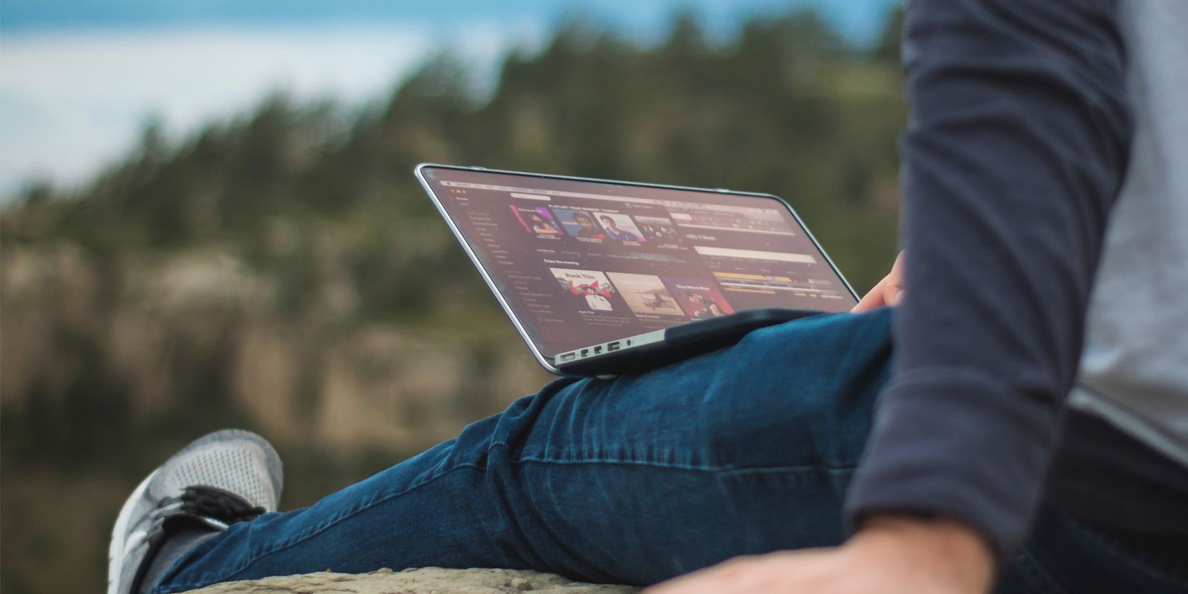 The 7 Cheapest HighQuality Laptops for Students on a Tight Budget