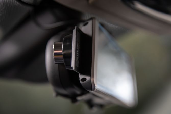 Auto-Vox X1 dash camera