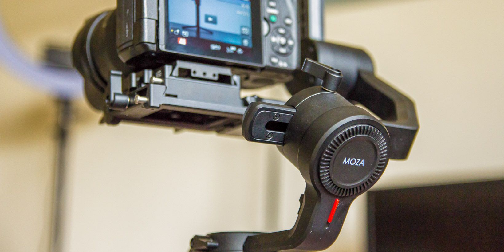 Moza Air 2 Review: The Best Value Gimbal for Videography Enthusiasts