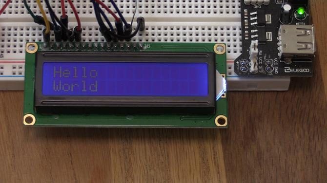 LCD showing a Hello World