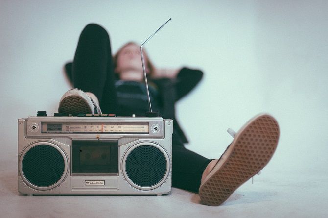 listen to music and radio