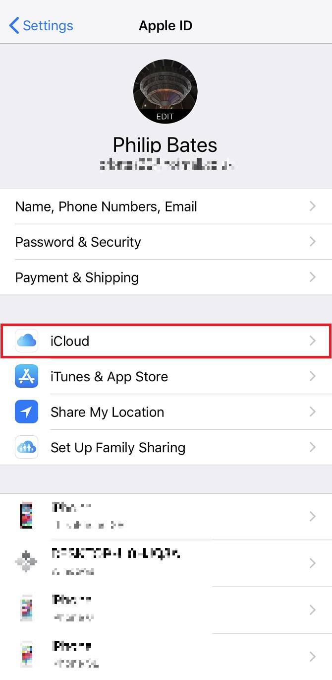 Znajdź mojego iPhone'a działa przez iCloud