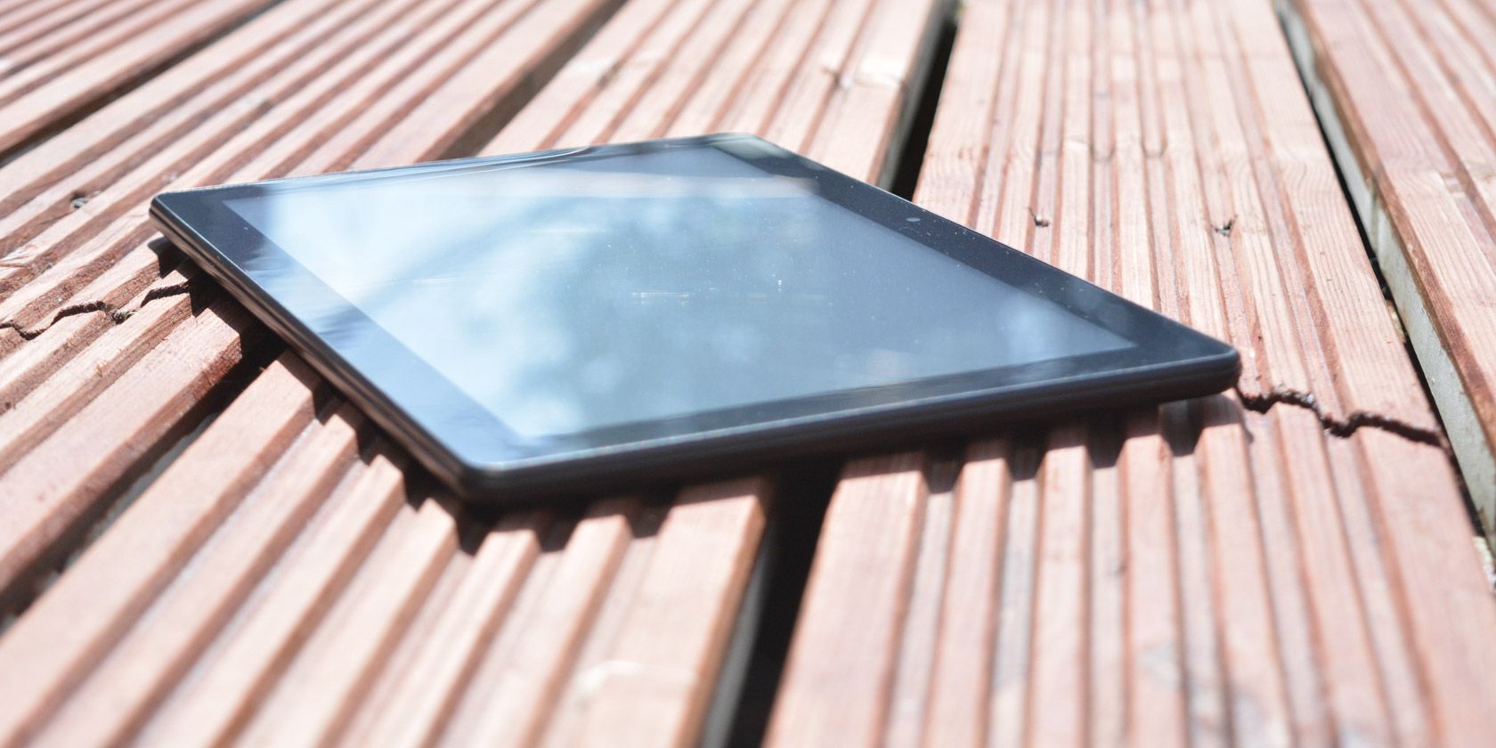 Vankyo MatrixPad Z4 tablet on decking