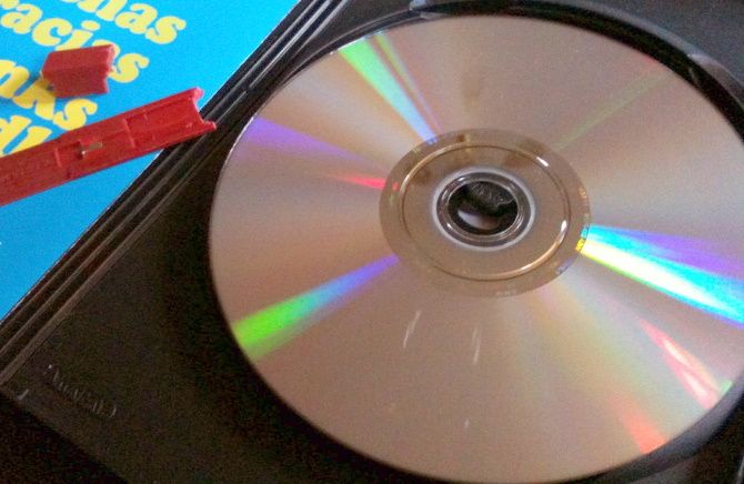 Service Repair  Game Disc Resurfacing Scratch Removal Buffing CD DVD