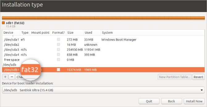 Ubuntu Installation Type window selecting fat32 partitions