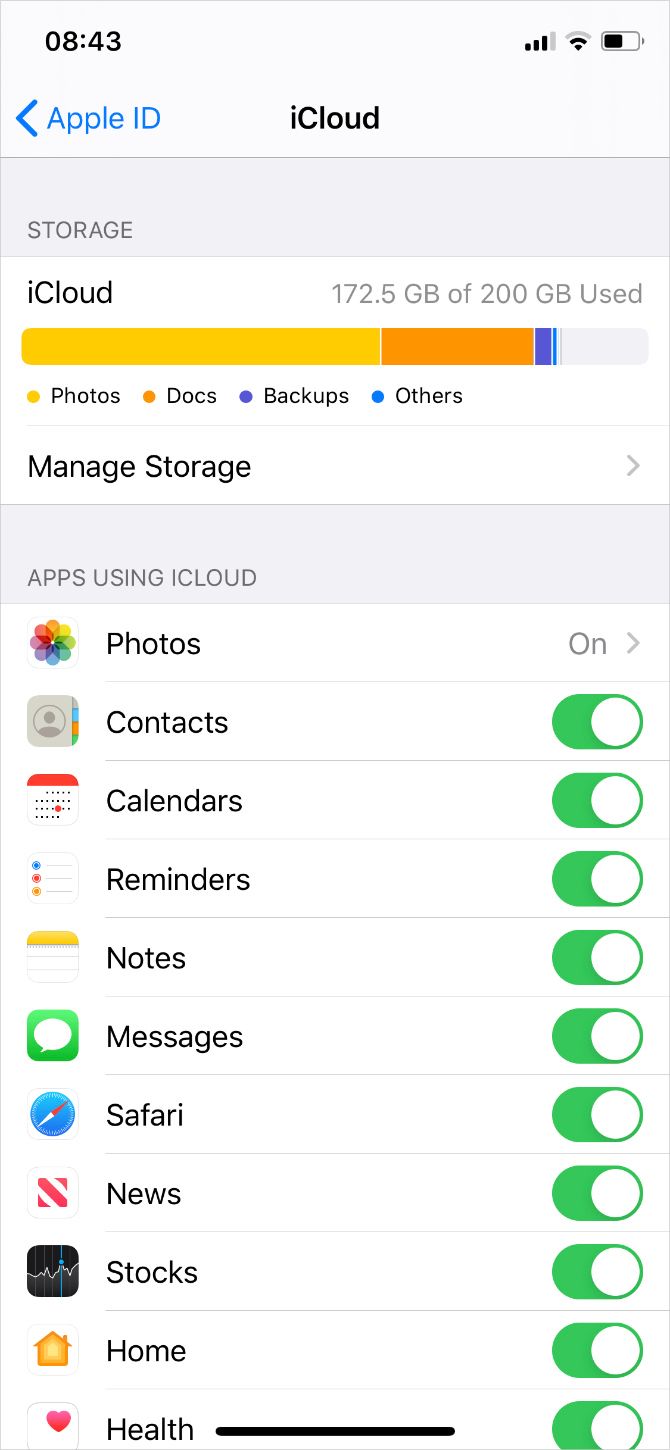 iPhone iCloud Settings showing iCloud service sync status