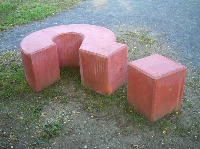 a giant question mark sculpture