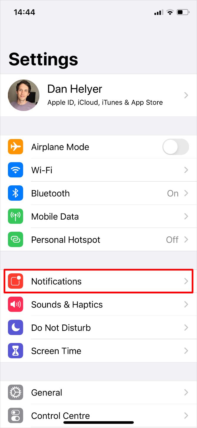 iPhone Settings highlighting Notifications option