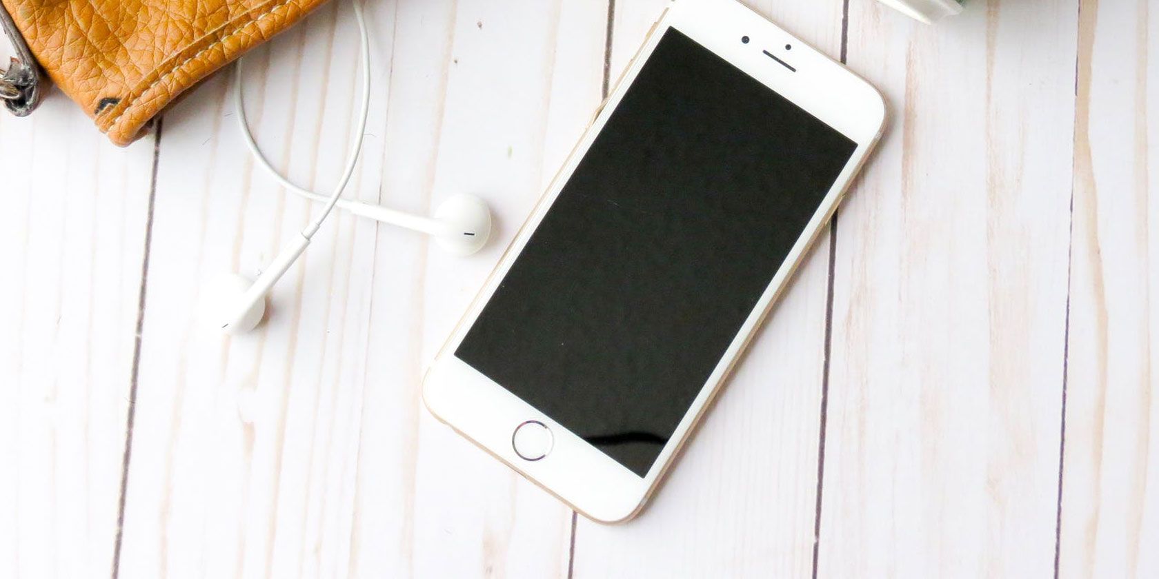 7 Fixes for an iPhone Stuck in Headphone Mode