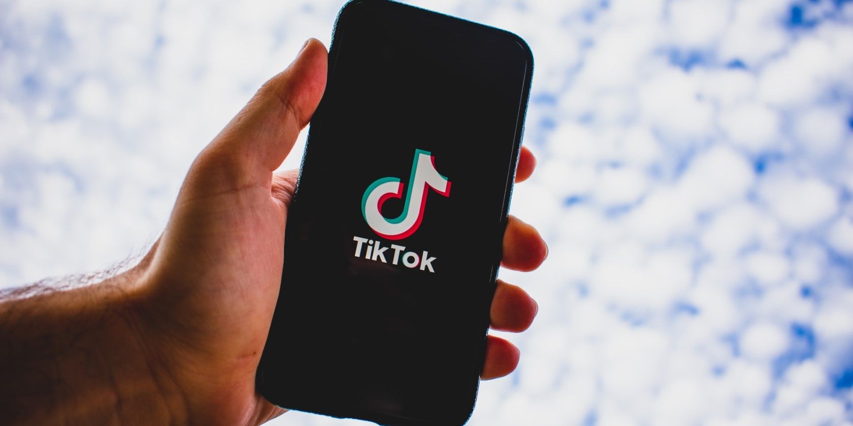 TikTok startet Site, um “den Rekord gerade zu stellen” - tiktok launches site news