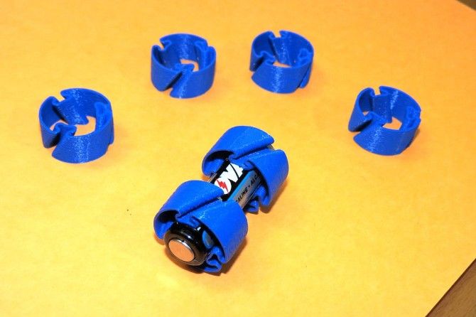 Convert any AA battery into the larger C battery with this 3D printable mod