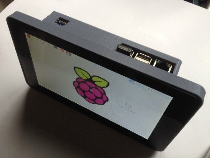 3D print your own portable touchscreen Raspberry Pi mini computer