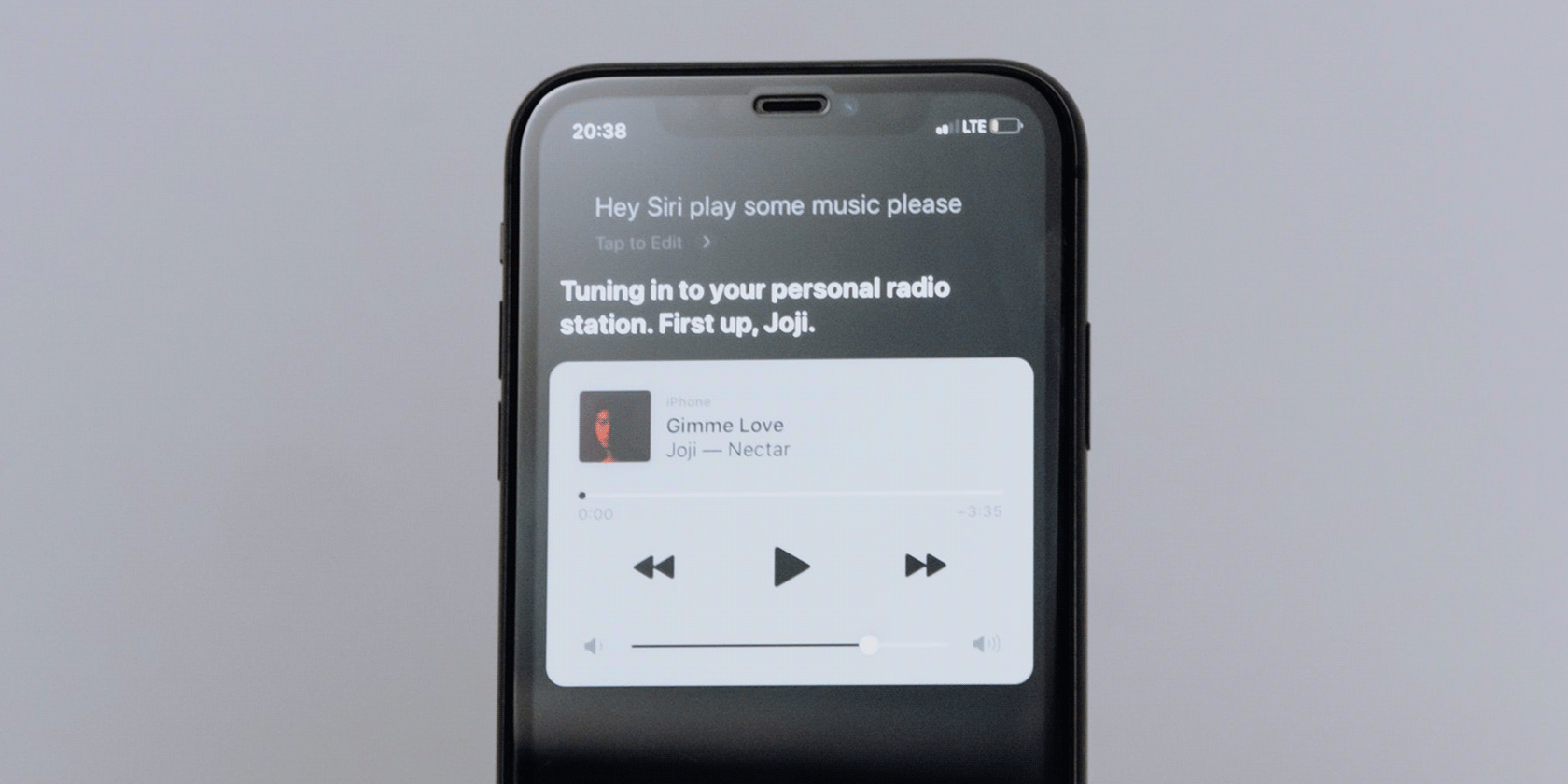 disable siri featured