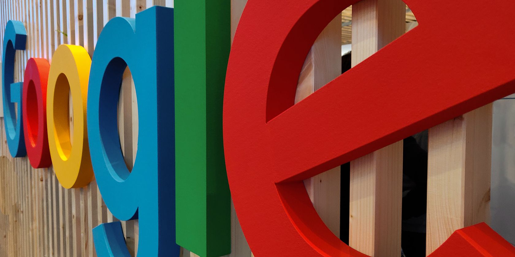 Google logo close