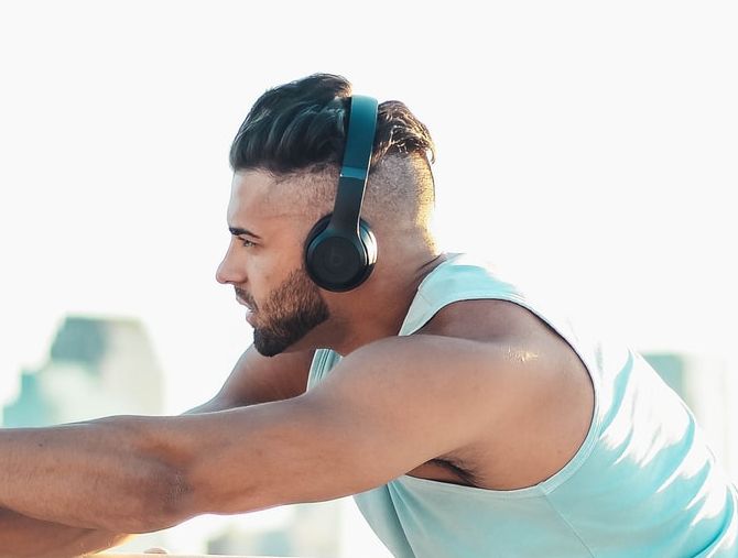 14 Stretches for Gamers Who Spend Too Long Playing Games